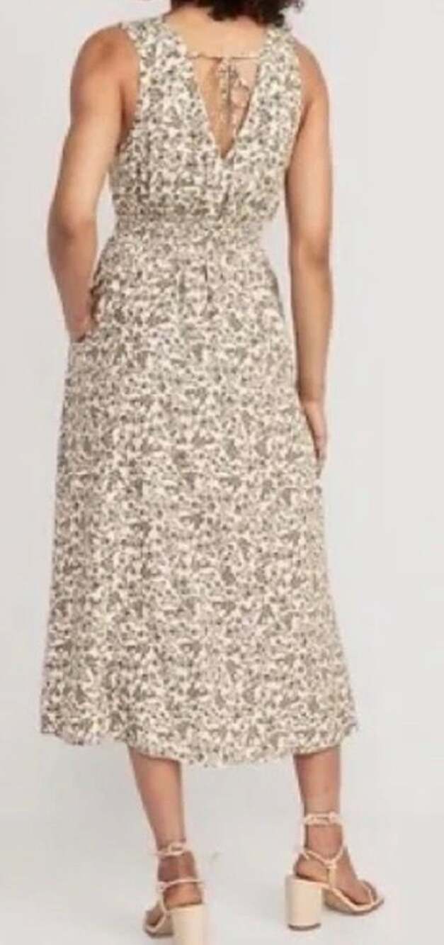 Old Navy Smocked Waist Tie-Back Floral Maxi Dress Beige Hue XL Boho Chic - Picture 5 of 12